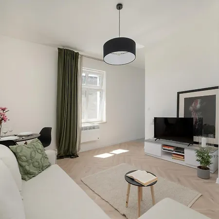 Komfortowe I Przytulne Studio Blisko Parku Wroclaw By Noclegi Renters Exterior photo