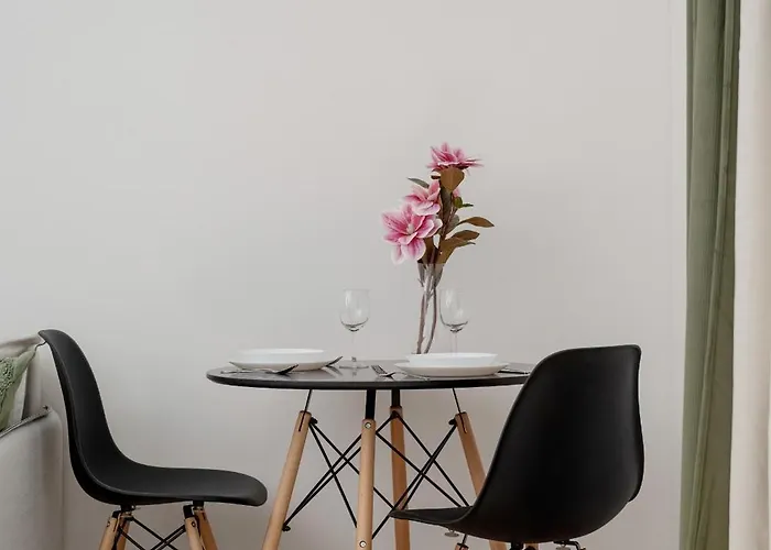 Komfortowe I Przytulne Studio Blisko Parku Wroclaw By Noclegi Renters