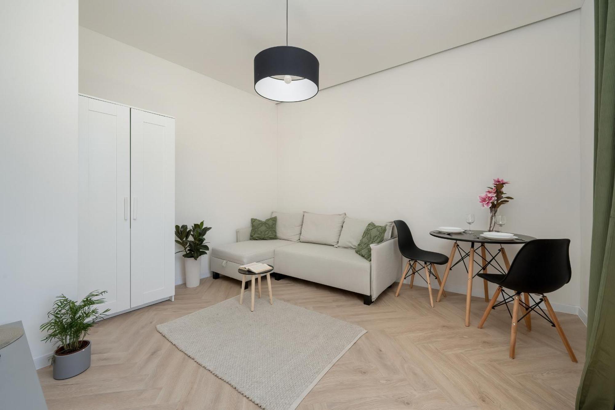 Komfortowe I Przytulne Blisko Parku By Renters *